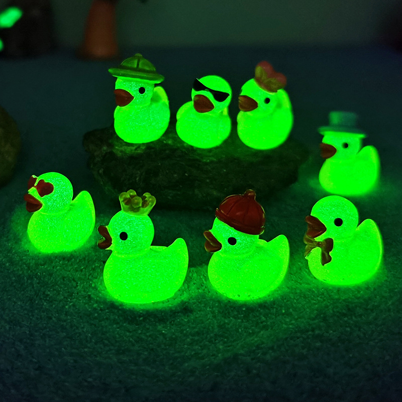 8pcs Luminous Resin Mini Yello - огляд і ціна Aquarium Fish Small
